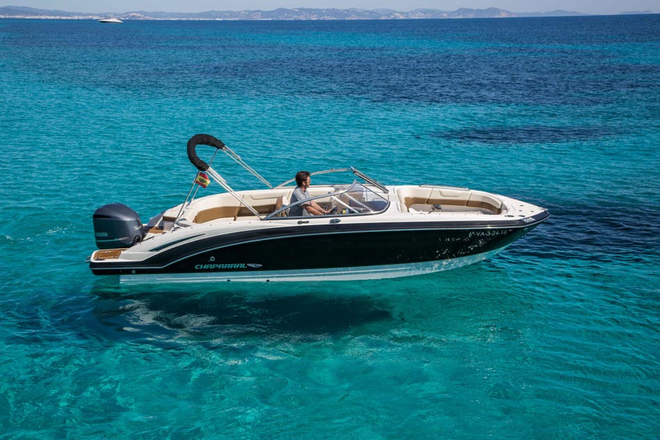 rent boat Chaparral 250 ibiza