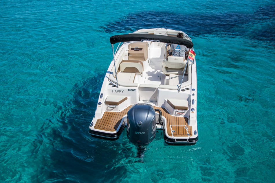 rent boat Chaparral 250 ibiza