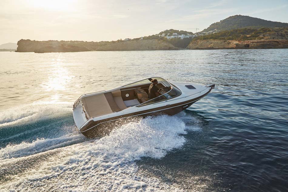 rent boat Cranchi 26 ibiza
