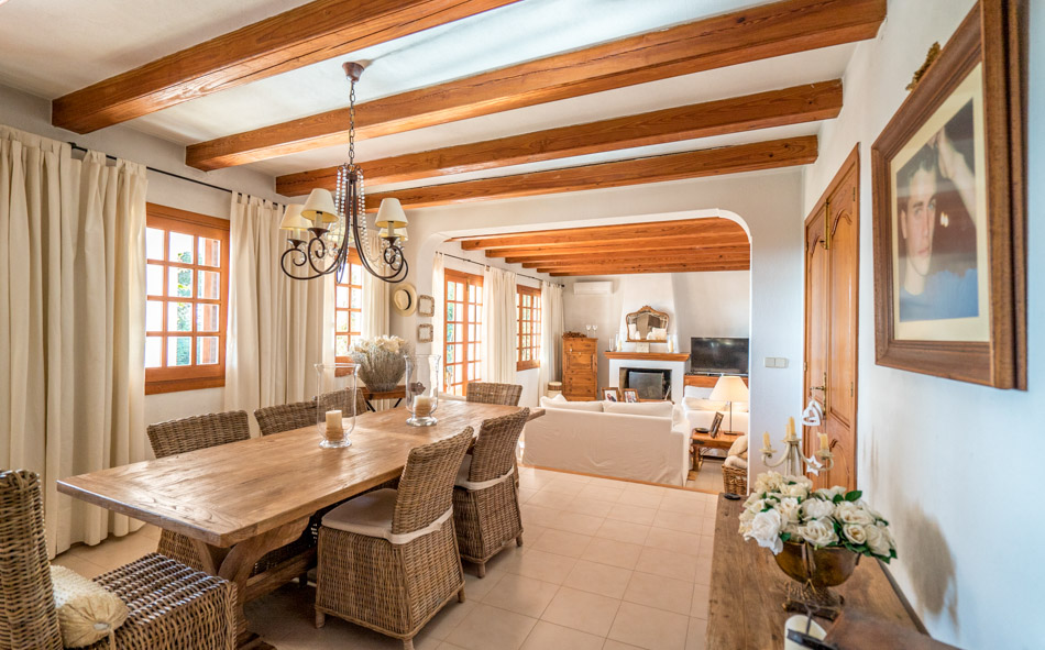 comprar villa Ibiza
