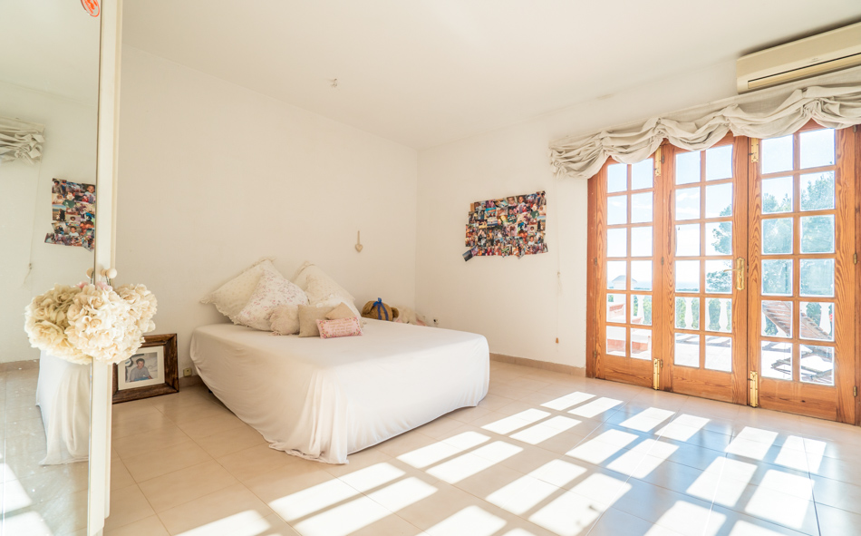 comprar villa Ibiza