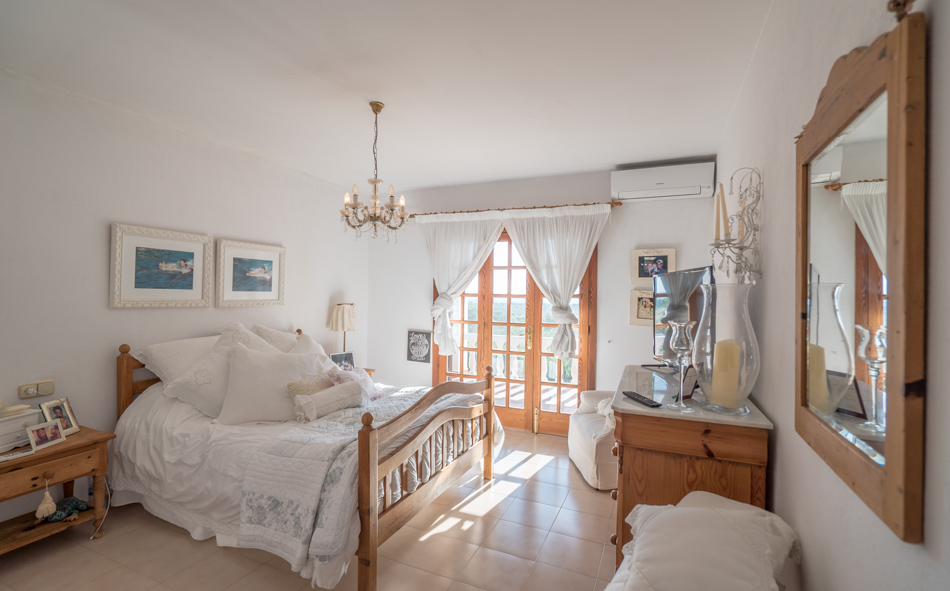 comprar villa Ibiza